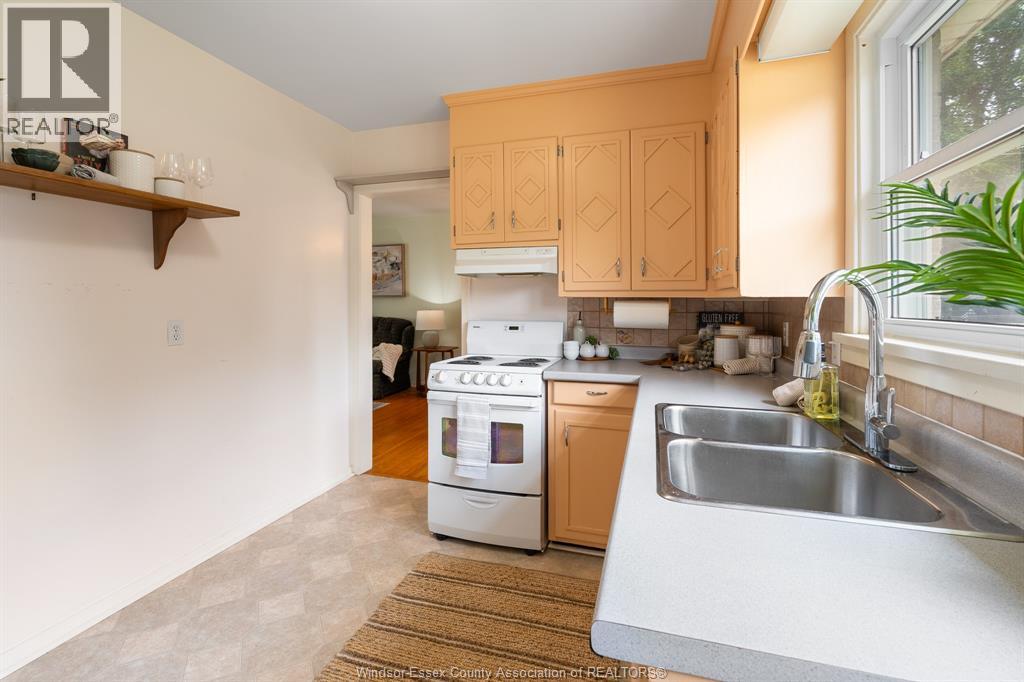 34 Melrose AVENUE - 19