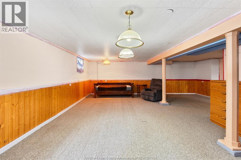 34 Melrose AVENUE - 30