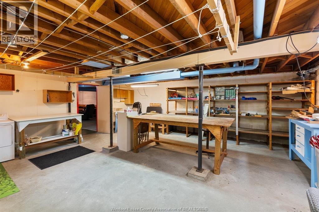34 Melrose AVENUE - 33