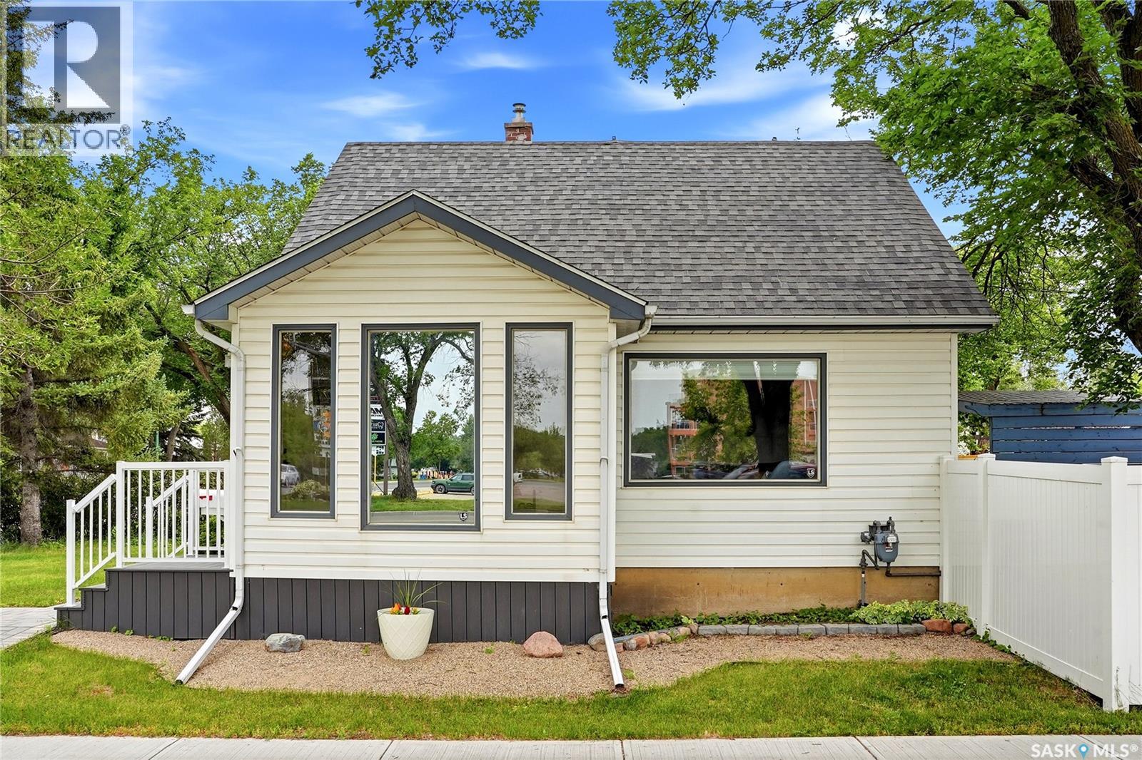 2802 MONTAGUE STREET - Image 41