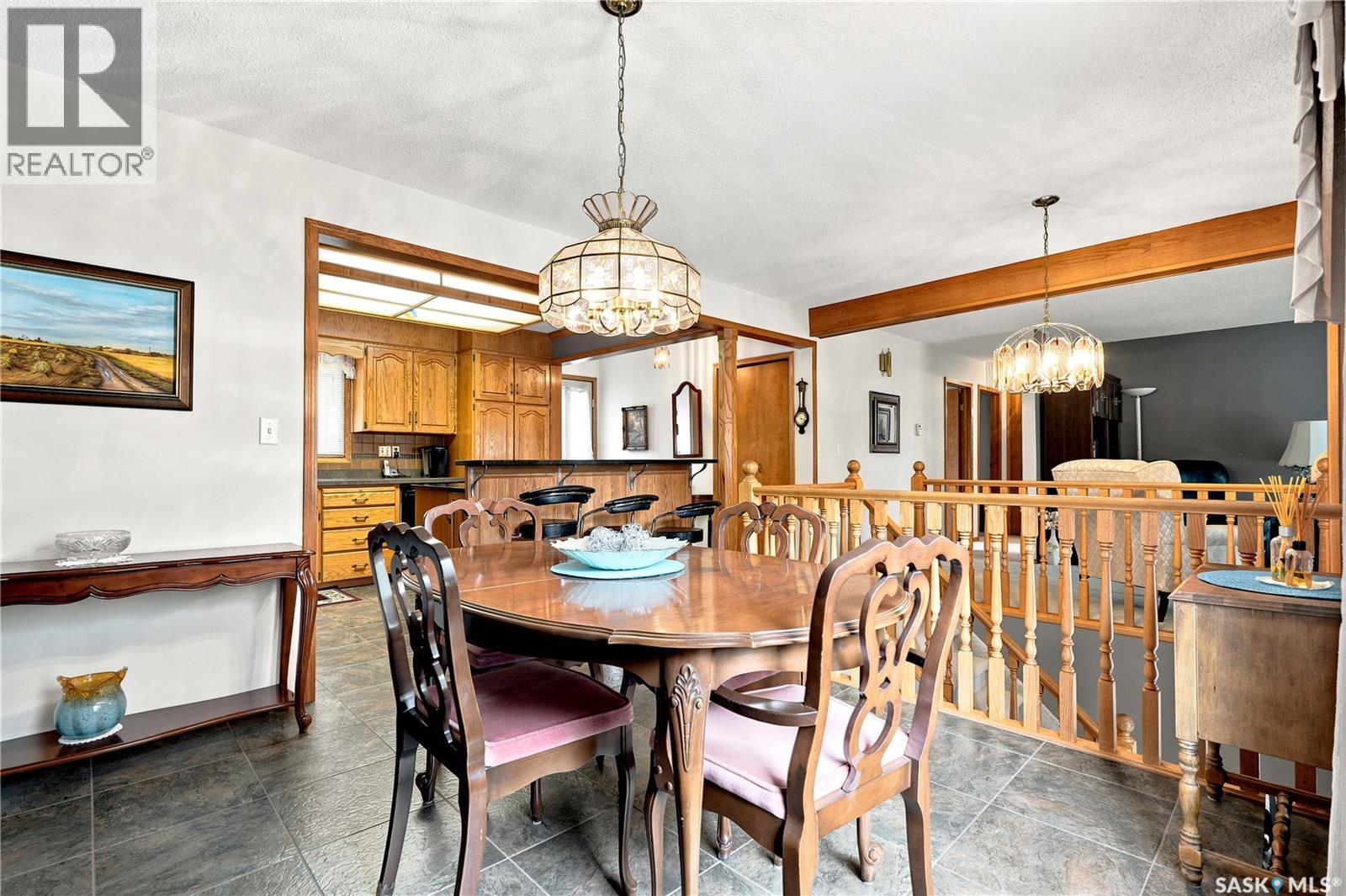 429 Montreal AVENUE S - 14