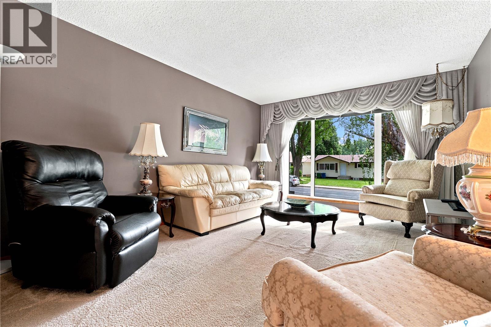 429 Montreal AVENUE S - 16