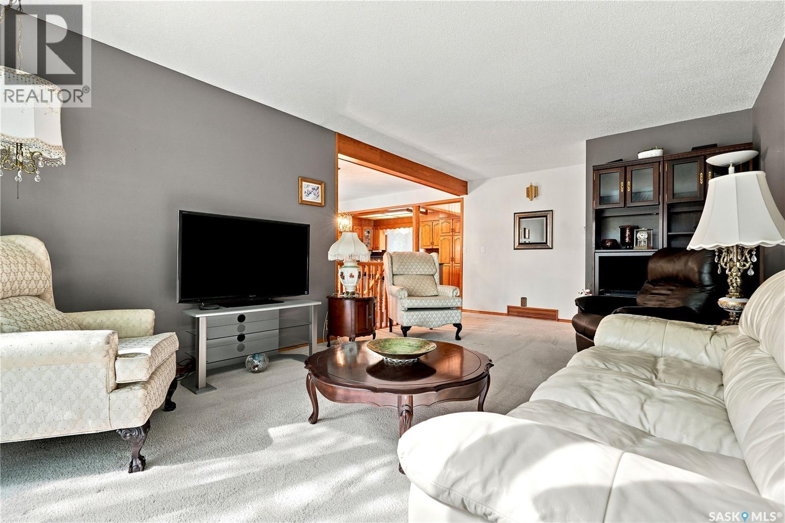 429 Montreal AVENUE S - 17