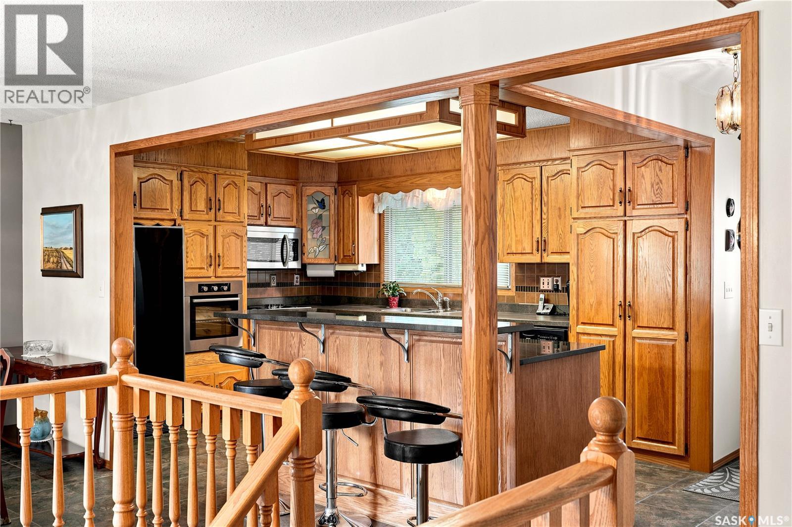 429 Montreal AVENUE S - 5