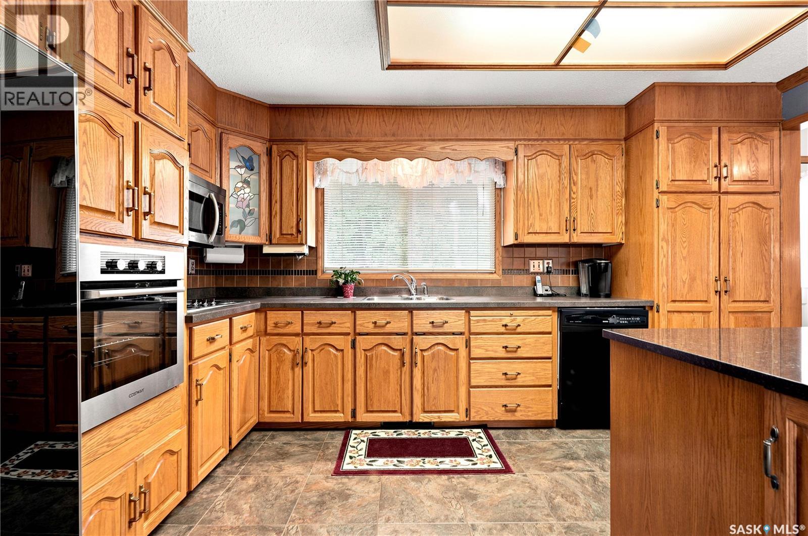 429 Montreal AVENUE S - 9