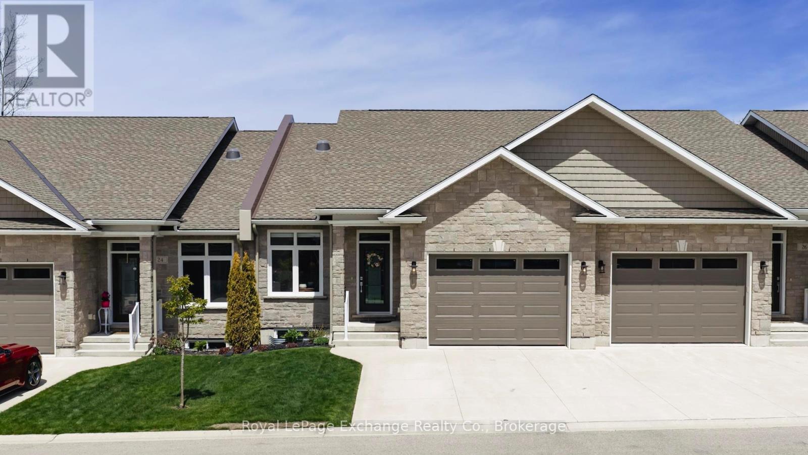#25 552 DURHAM STREET - 2