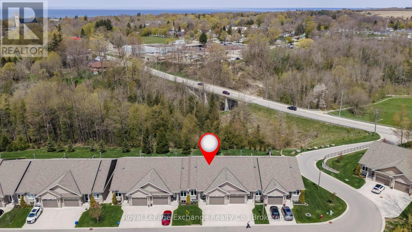 #25 552 DURHAM STREET - Image 3