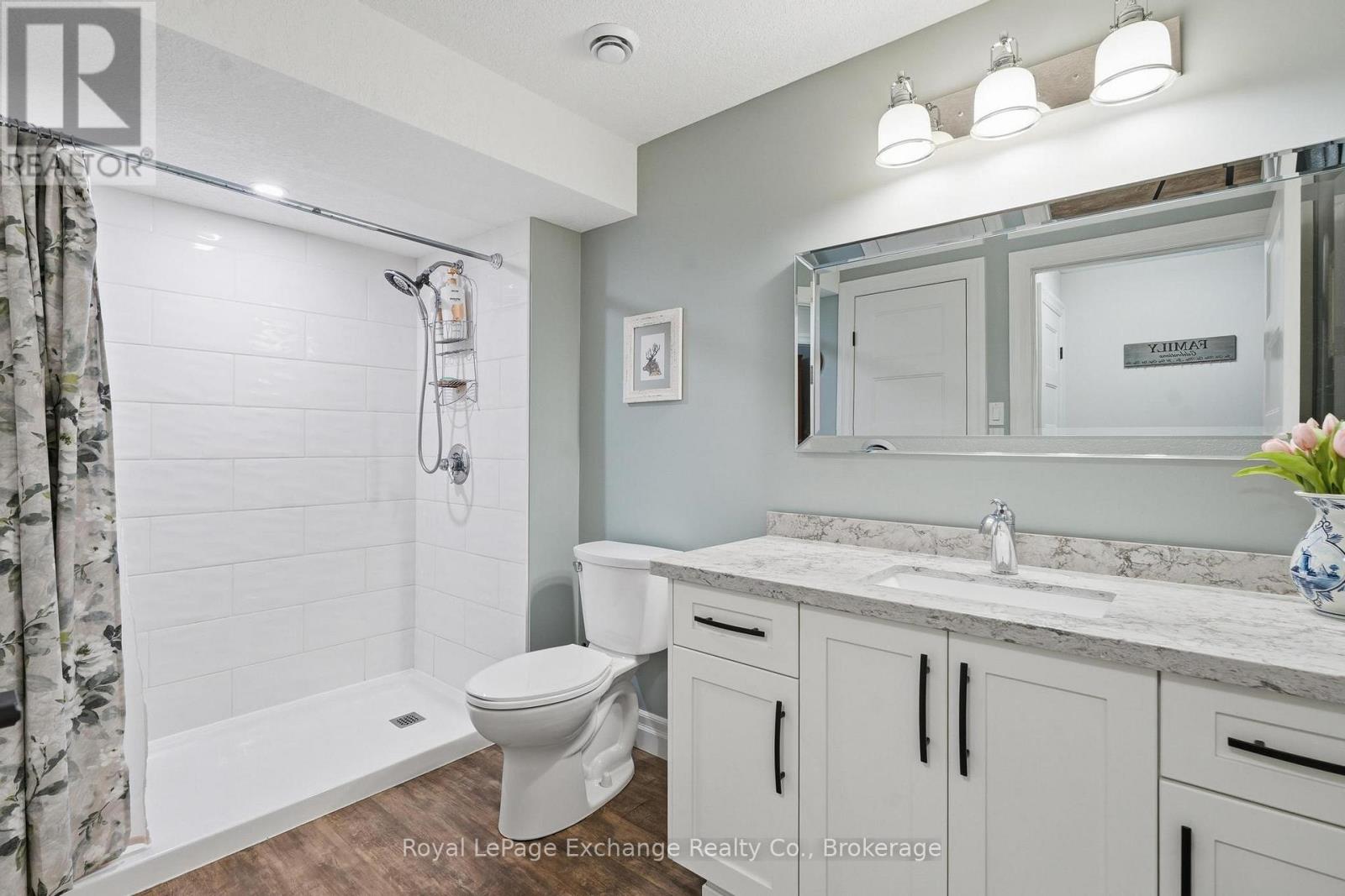 #25 552 DURHAM STREET - Image 40