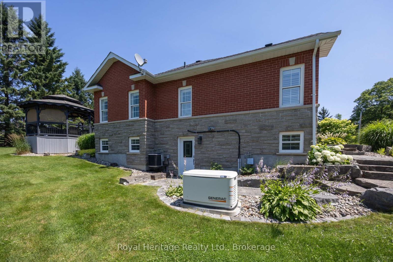 465 CHALK LAKE ROAD - 32