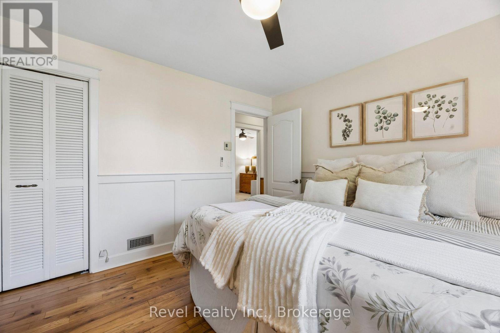 41 LAKEVIEW BOULEVARD - Image 26