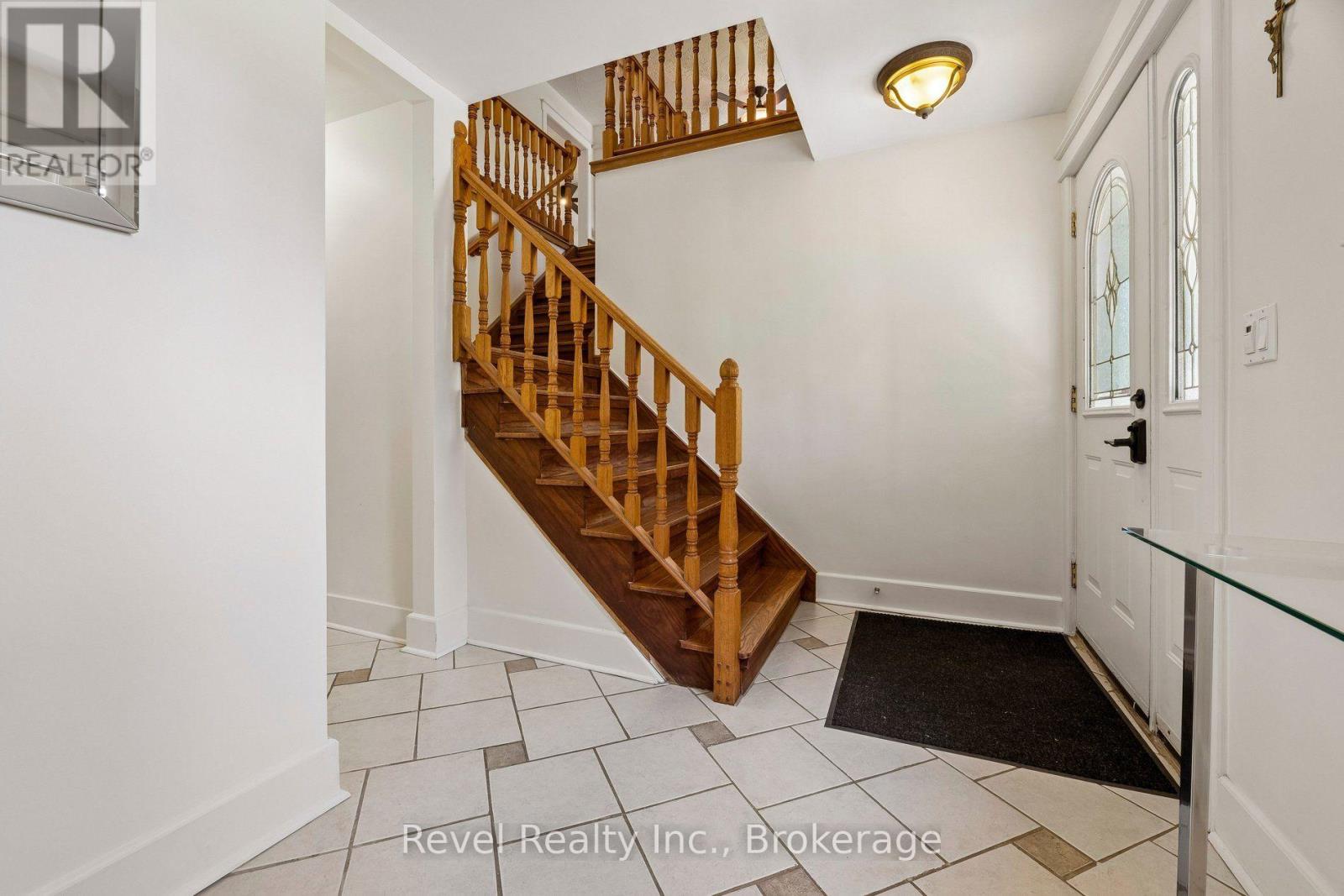 41 LAKEVIEW BOULEVARD - Image 3