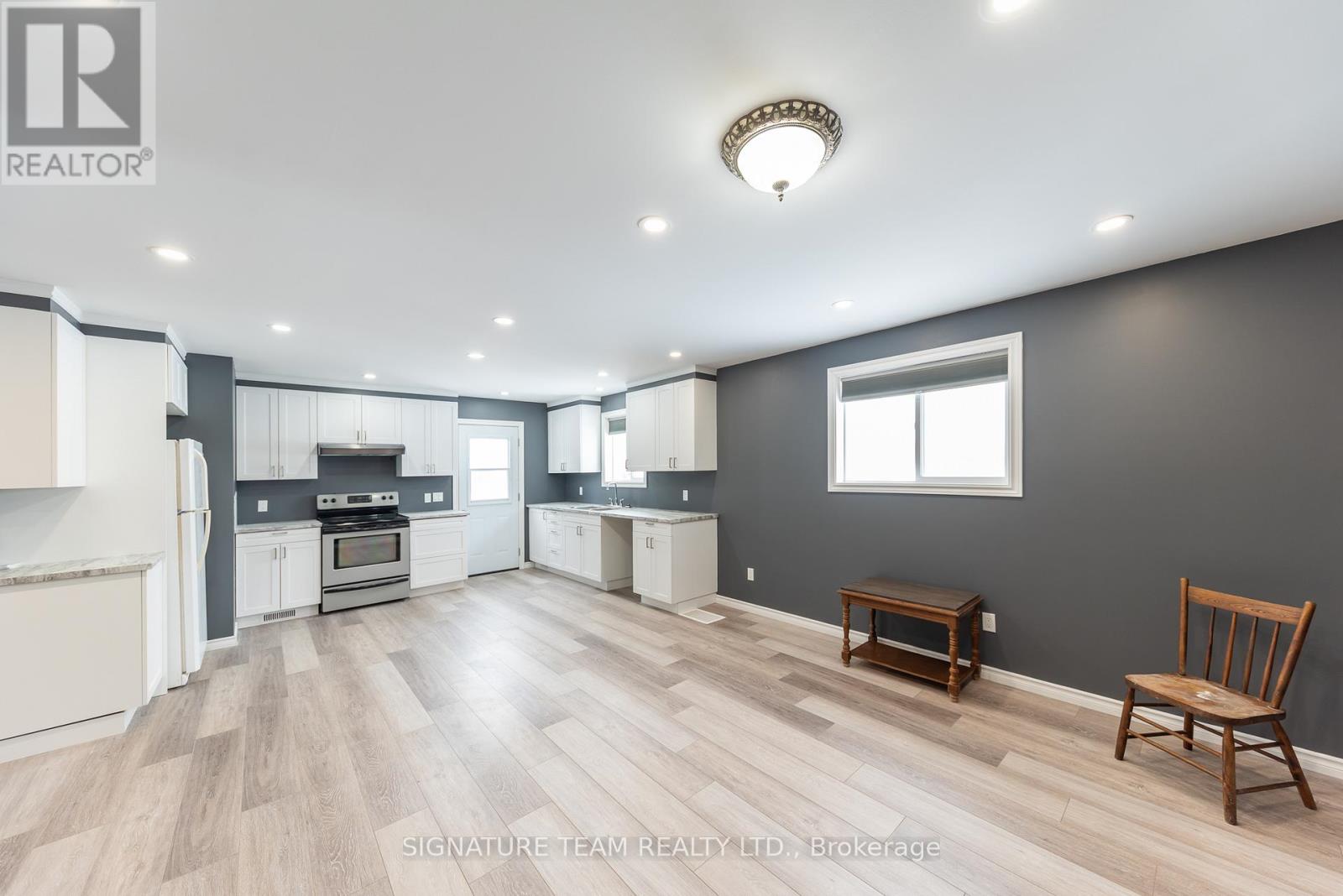 1131 WRIGHT ROAD - 11