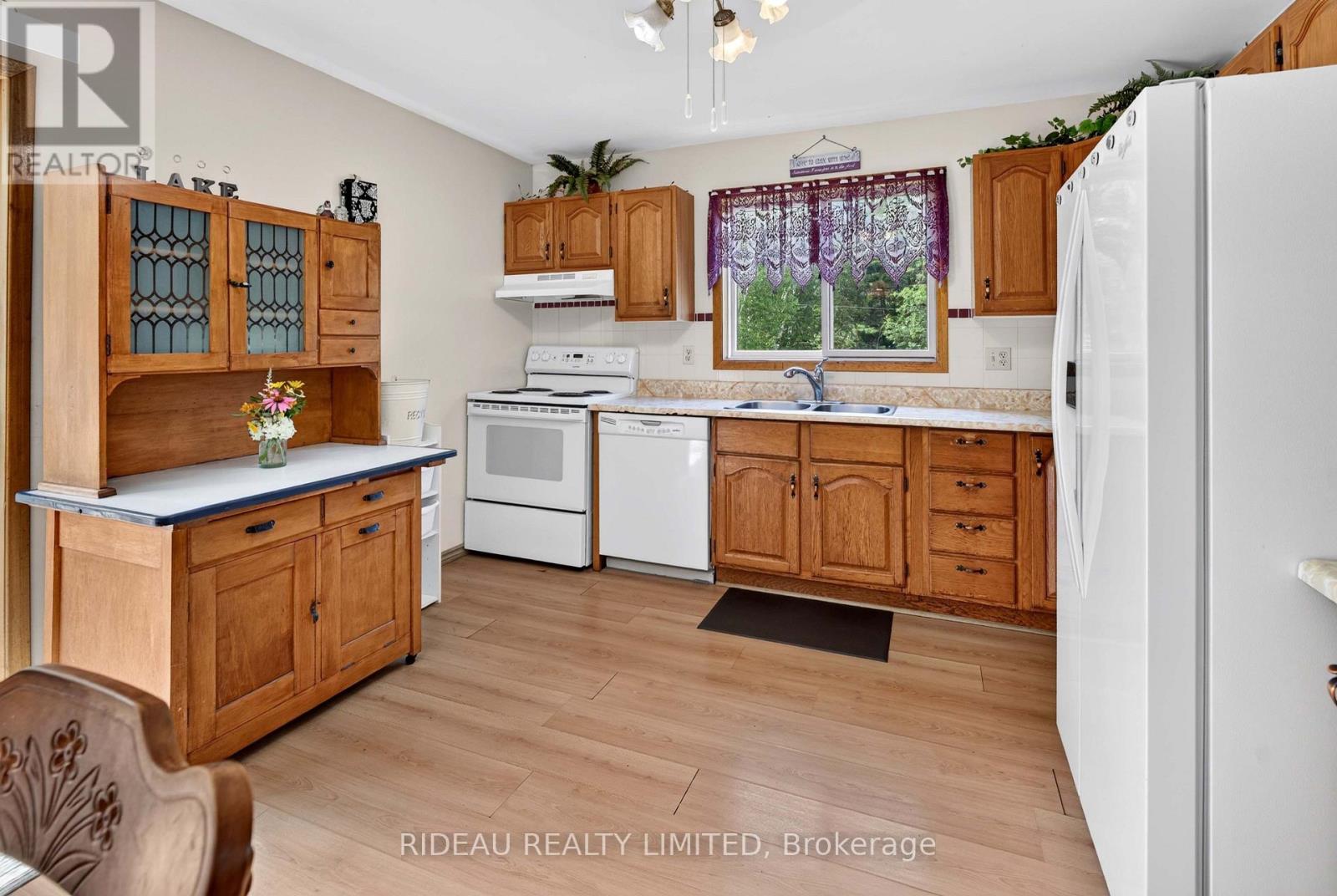 93 MALLENS ROAD - 16