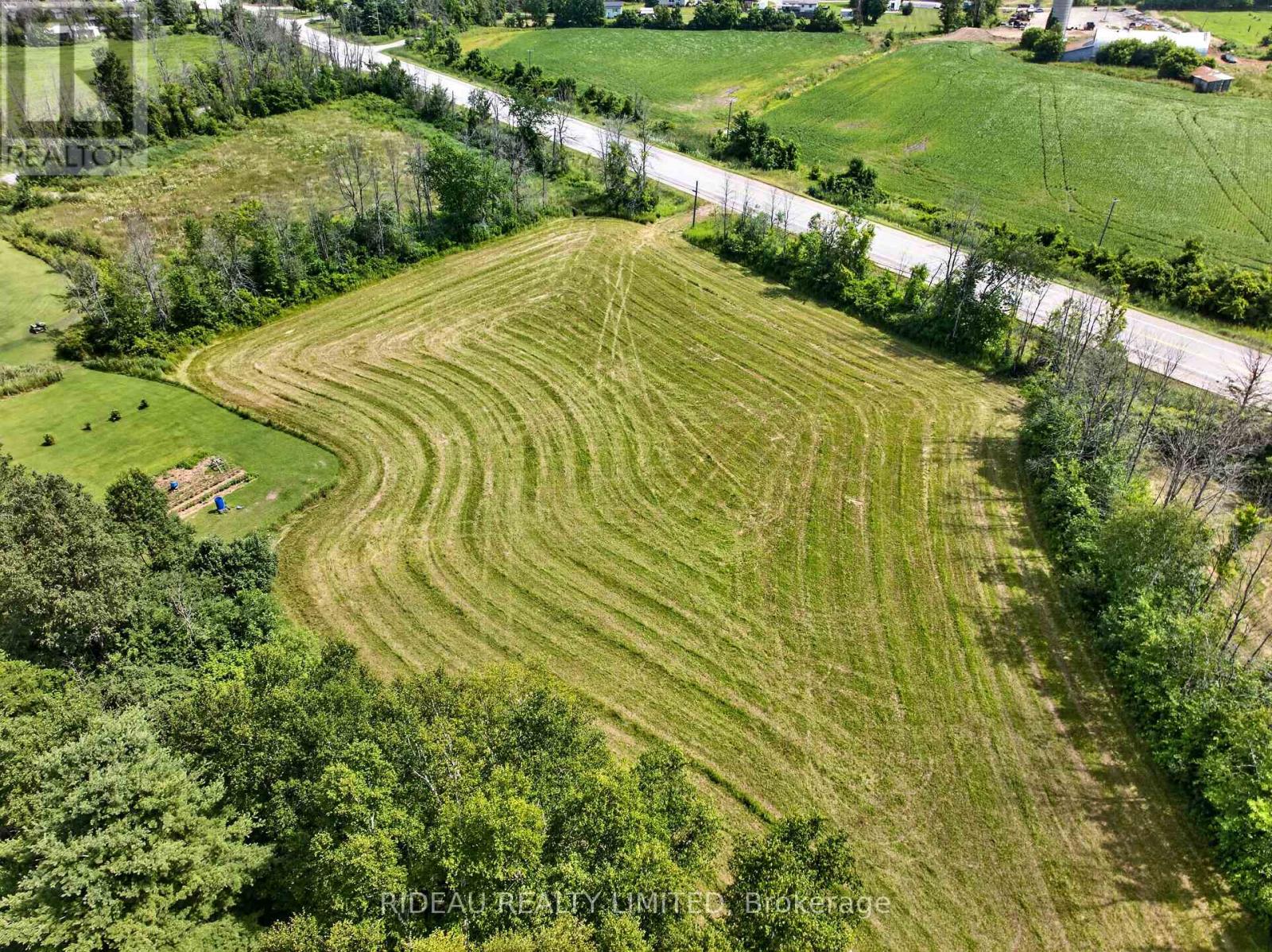 93 MALLENS ROAD - 37