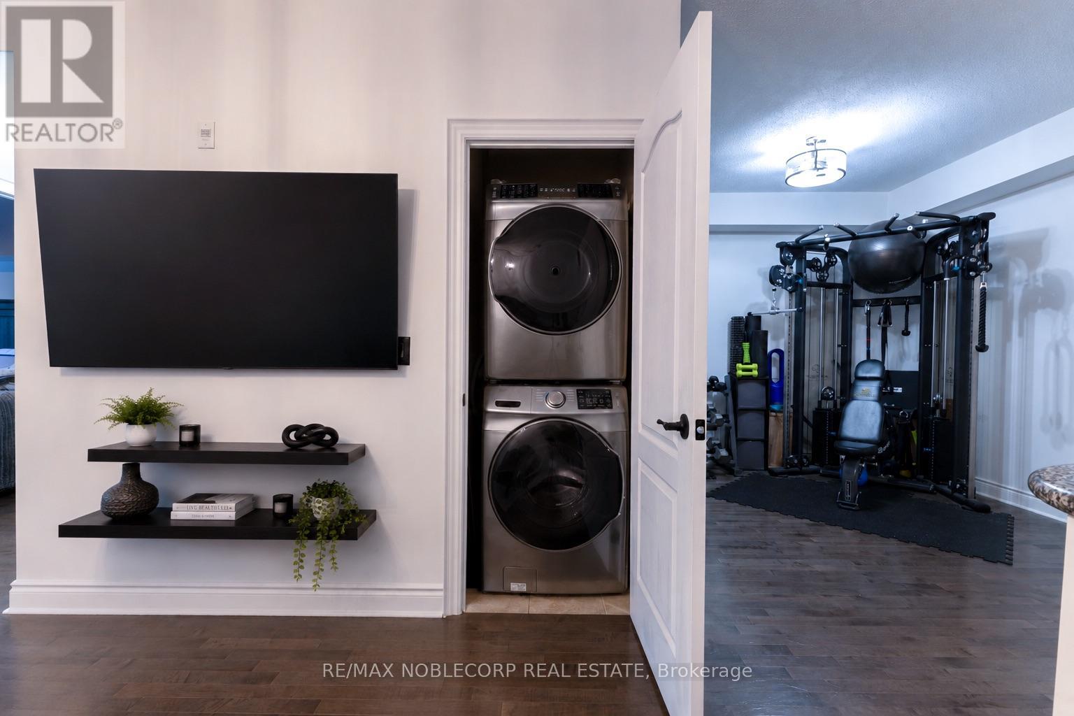 #105 8201 ISLINGTON AVENUE - Image 21