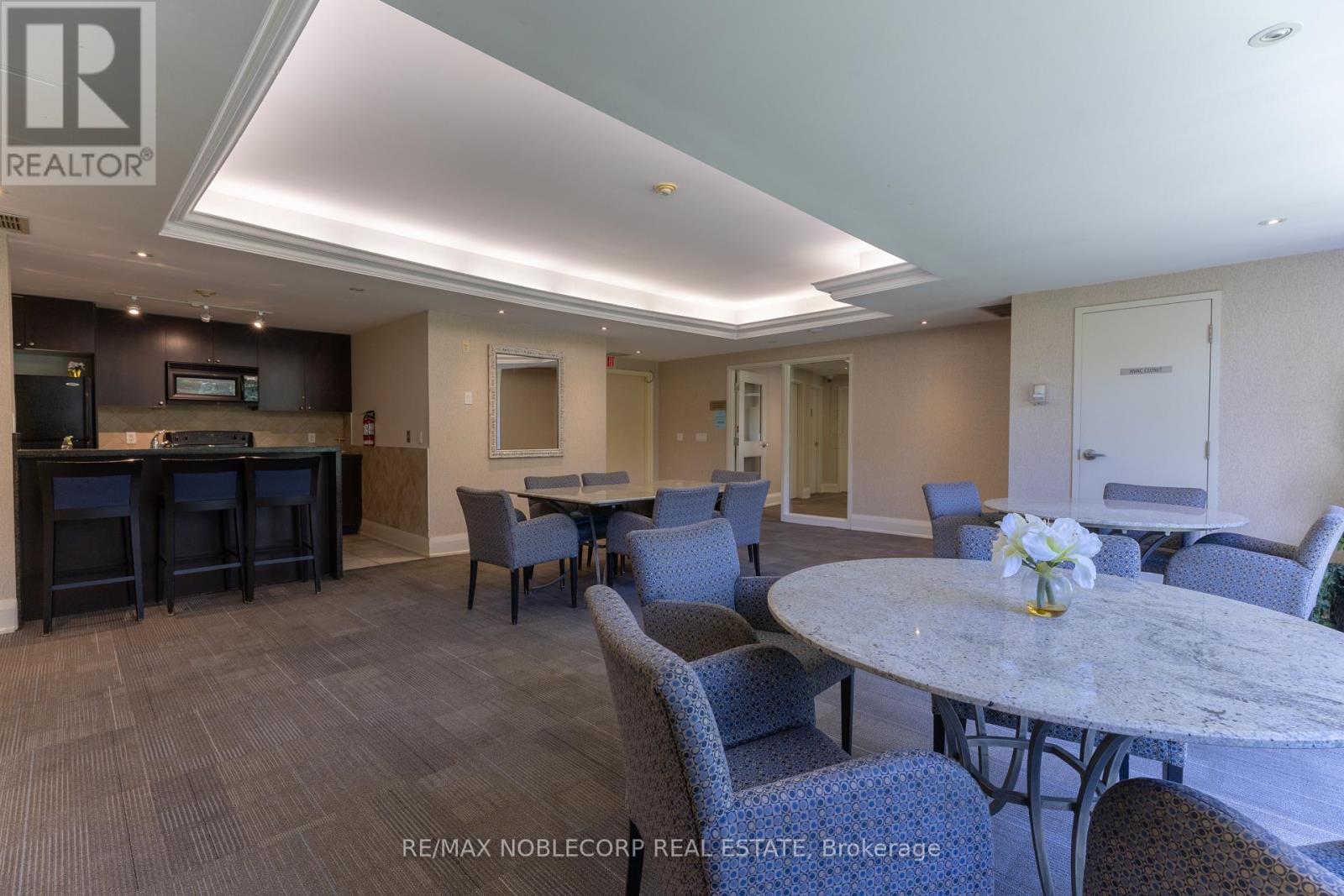 #105 8201 ISLINGTON AVENUE - Image 31