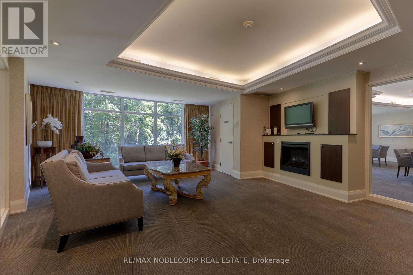 #105 8201 ISLINGTON AVENUE - Image 32