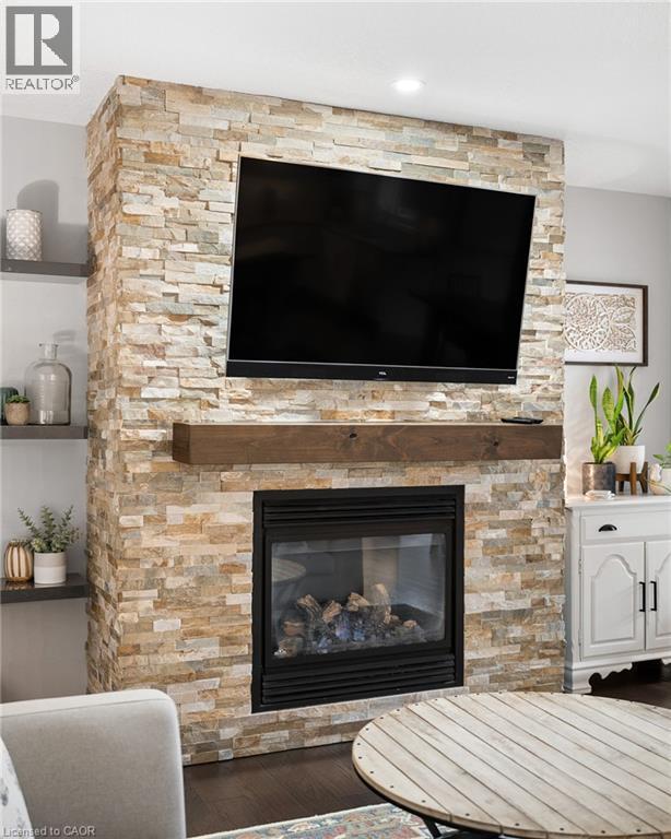 142 MAPLECREST Drive - Image 18