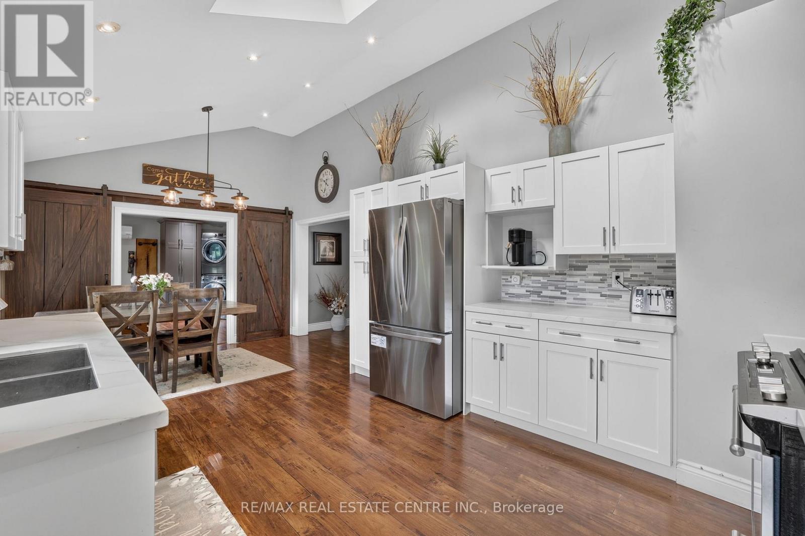 12429 WOLSELEY STREET - 13