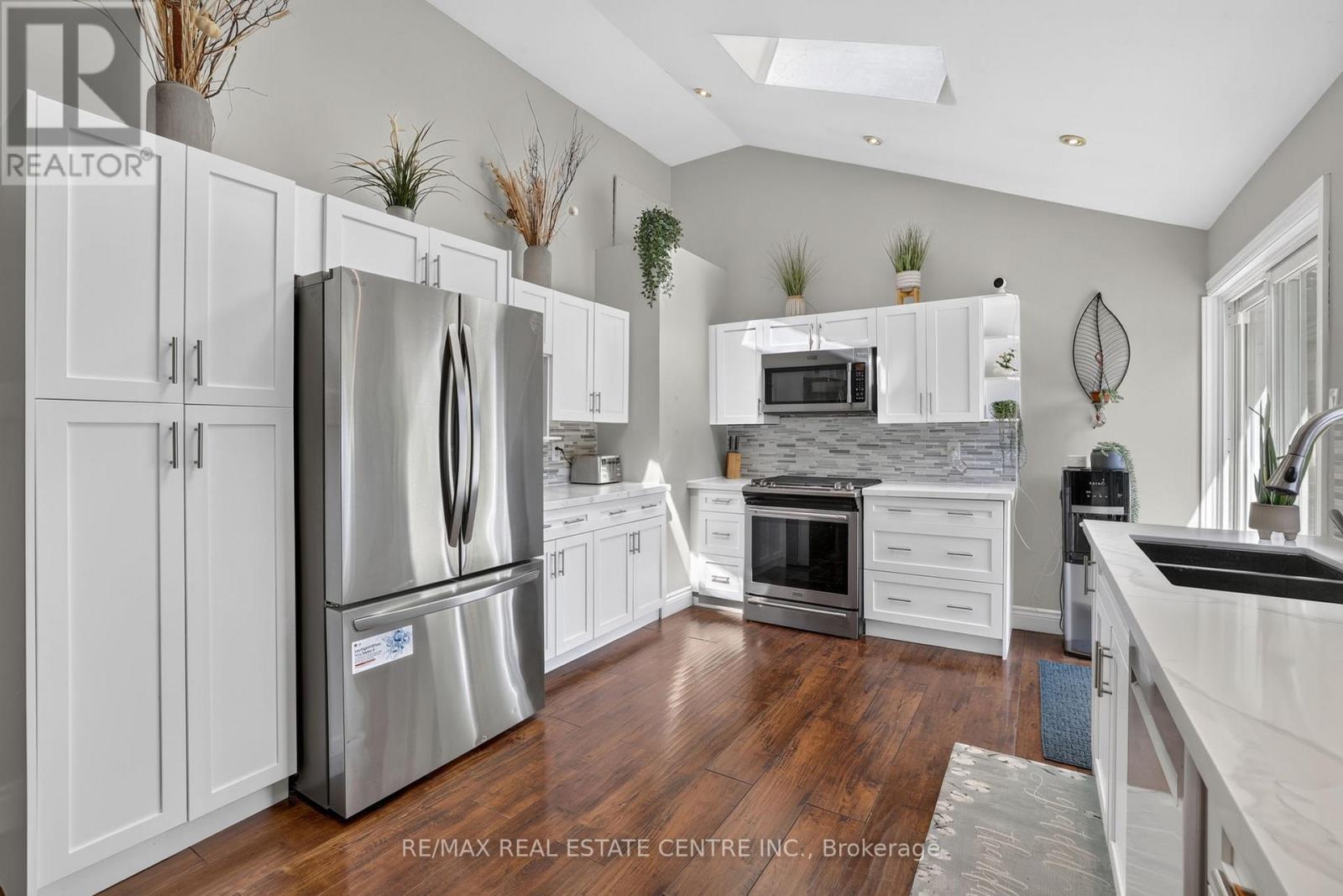 12429 WOLSELEY STREET - 12
