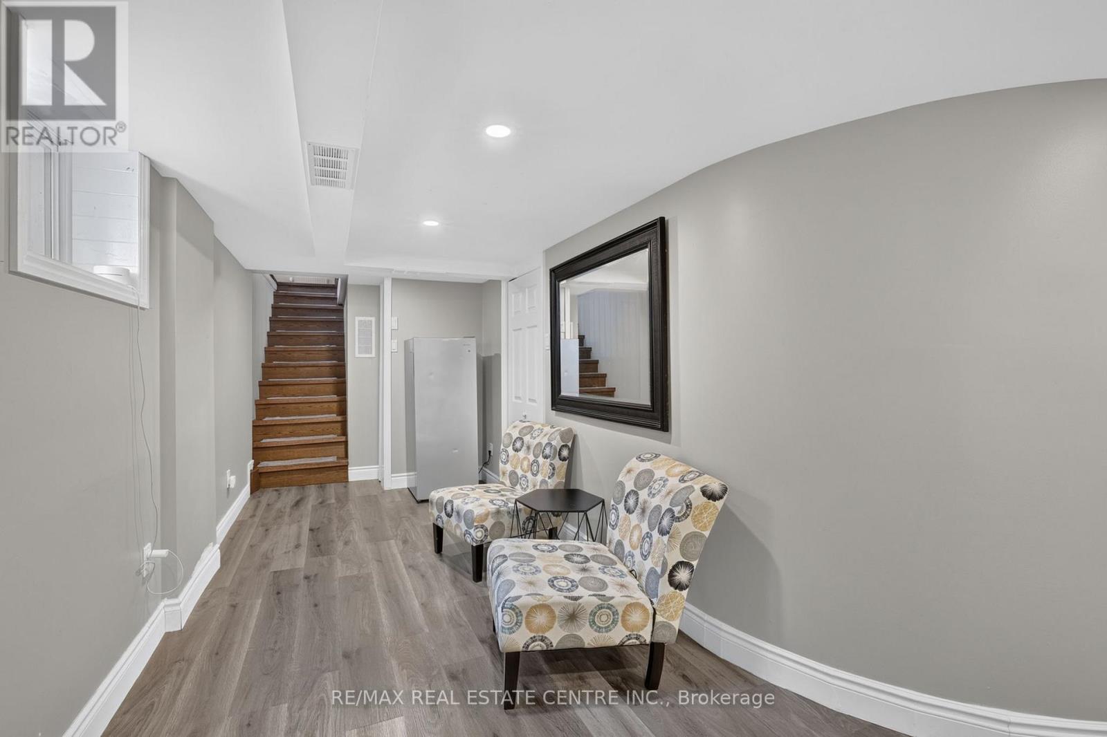 12429 WOLSELEY STREET - 21