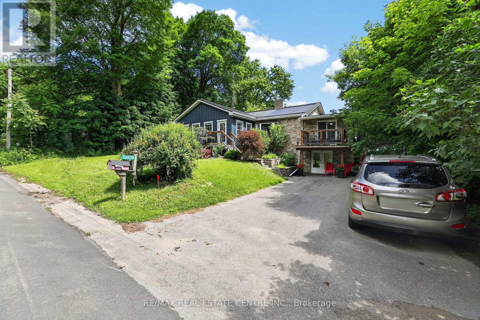 12429 WOLSELEY STREET - 3