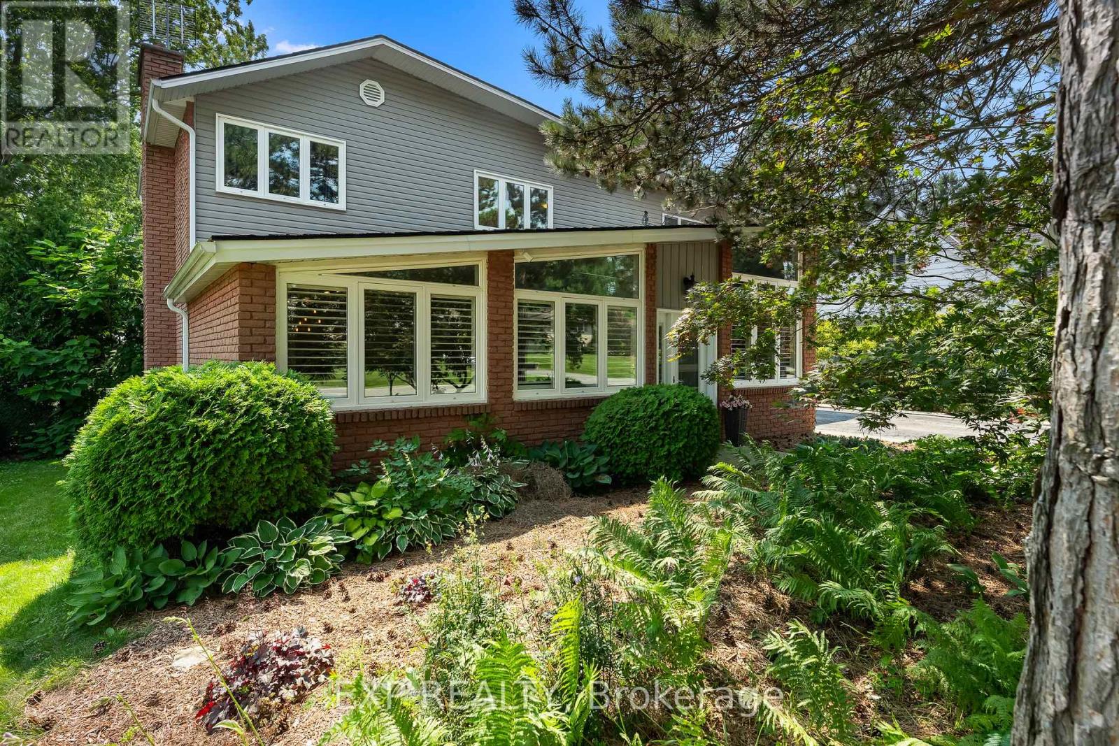 9 STELLA STREET - 2