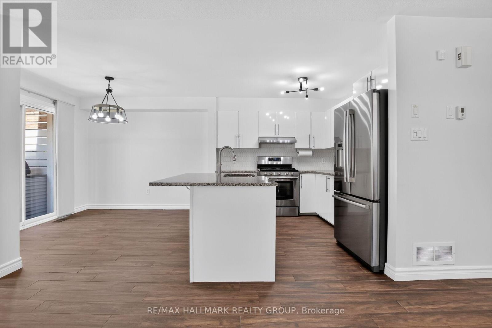 114 DUNFOREST TERRACE - 18