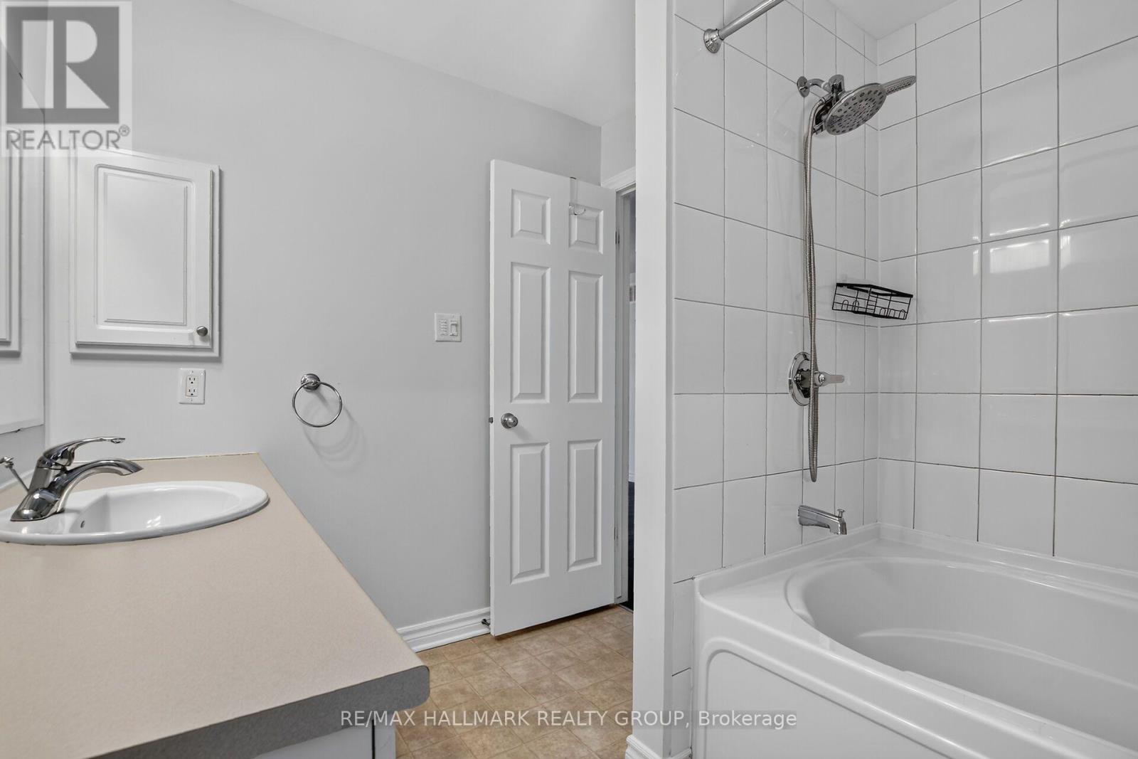 114 DUNFOREST TERRACE - 28