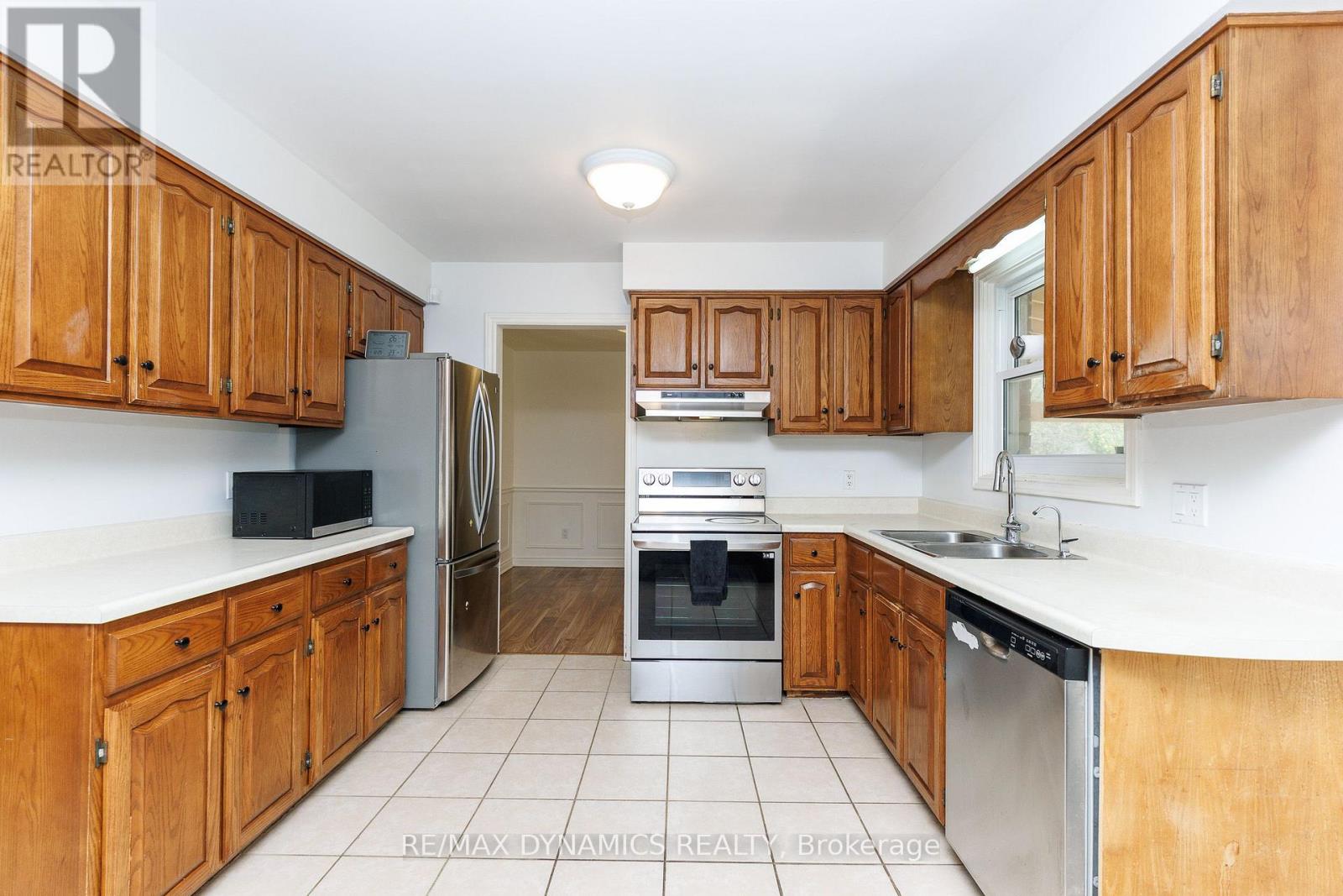 7362 WOODGATE STREET - 10