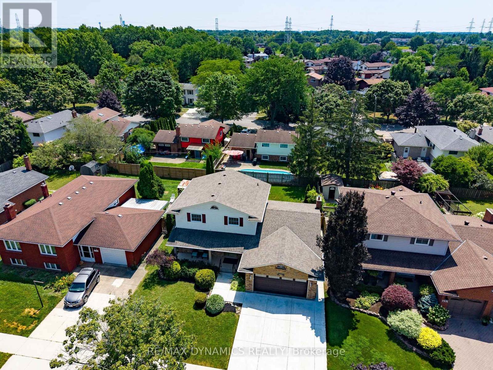 7362 WOODGATE STREET - 35