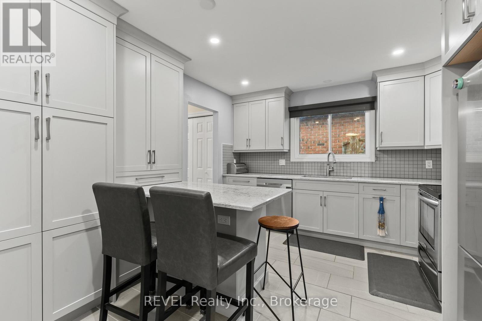 7782 BADGER ROAD - Image 11