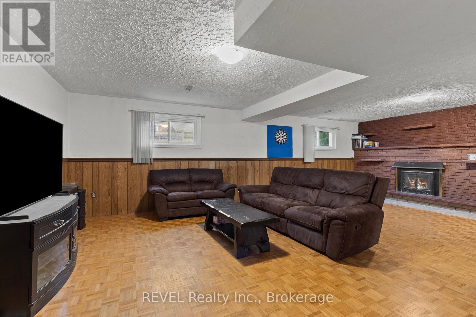 7782 BADGER ROAD - Image 18