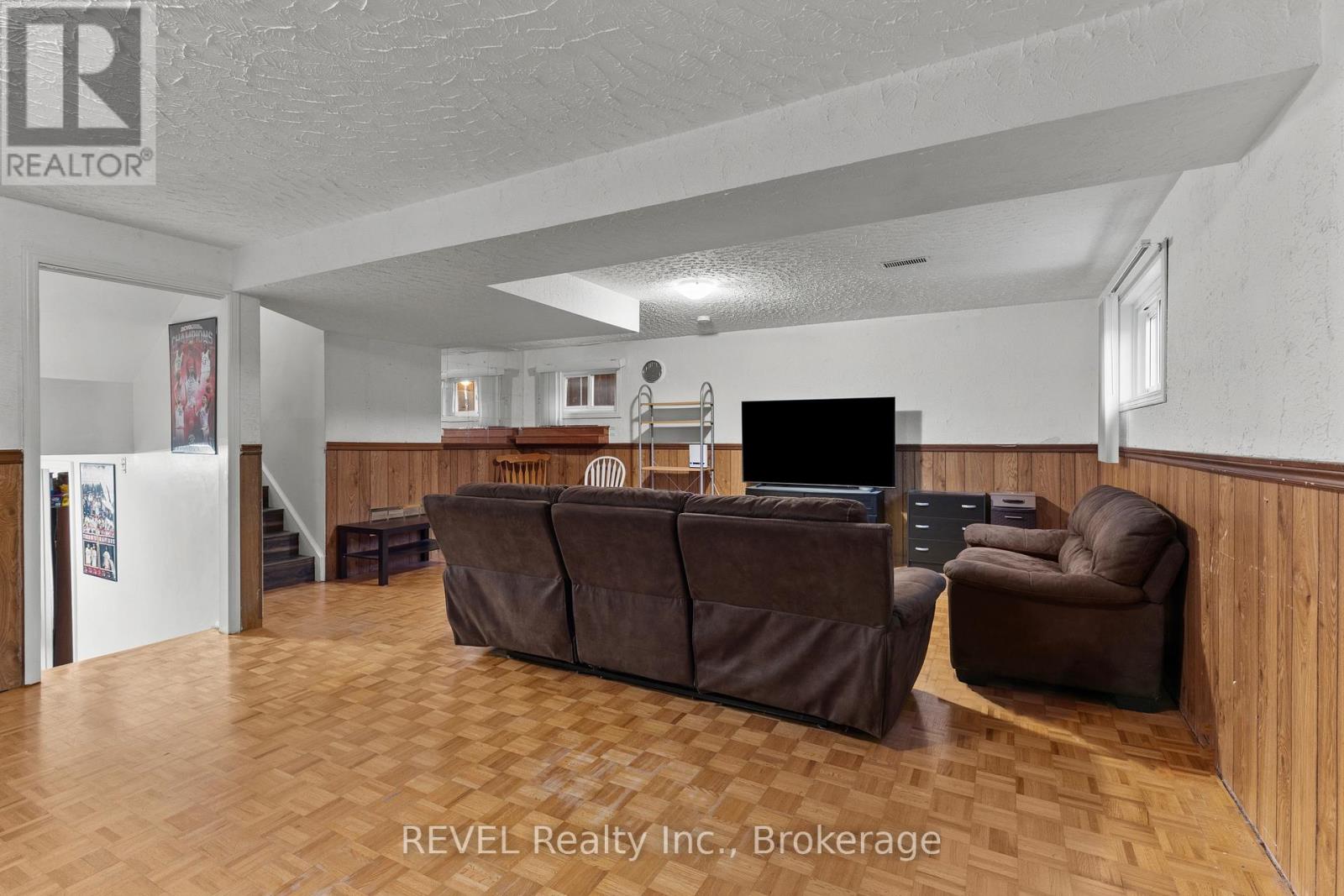 7782 BADGER ROAD - Image 19