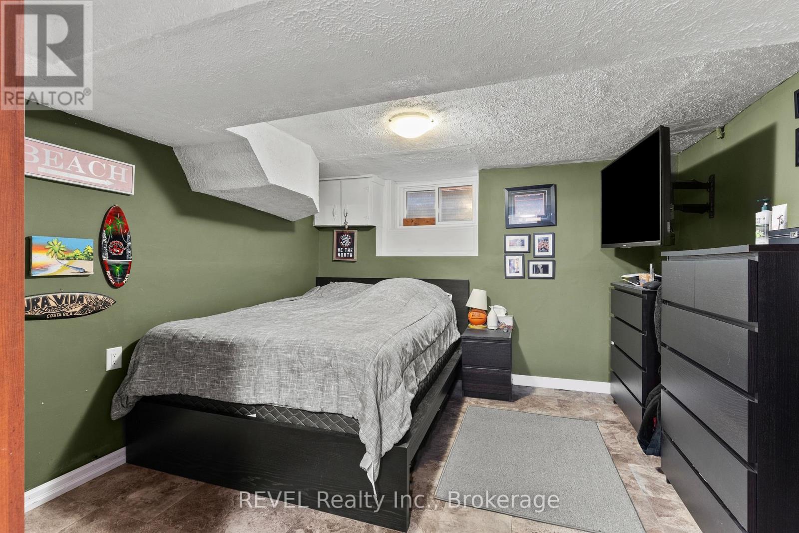 7782 BADGER ROAD - Image 20
