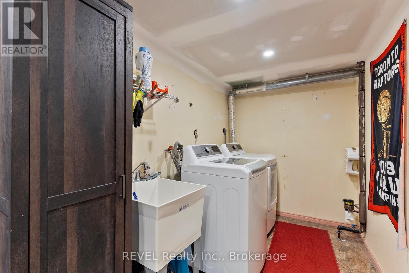 7782 BADGER ROAD - Image 22
