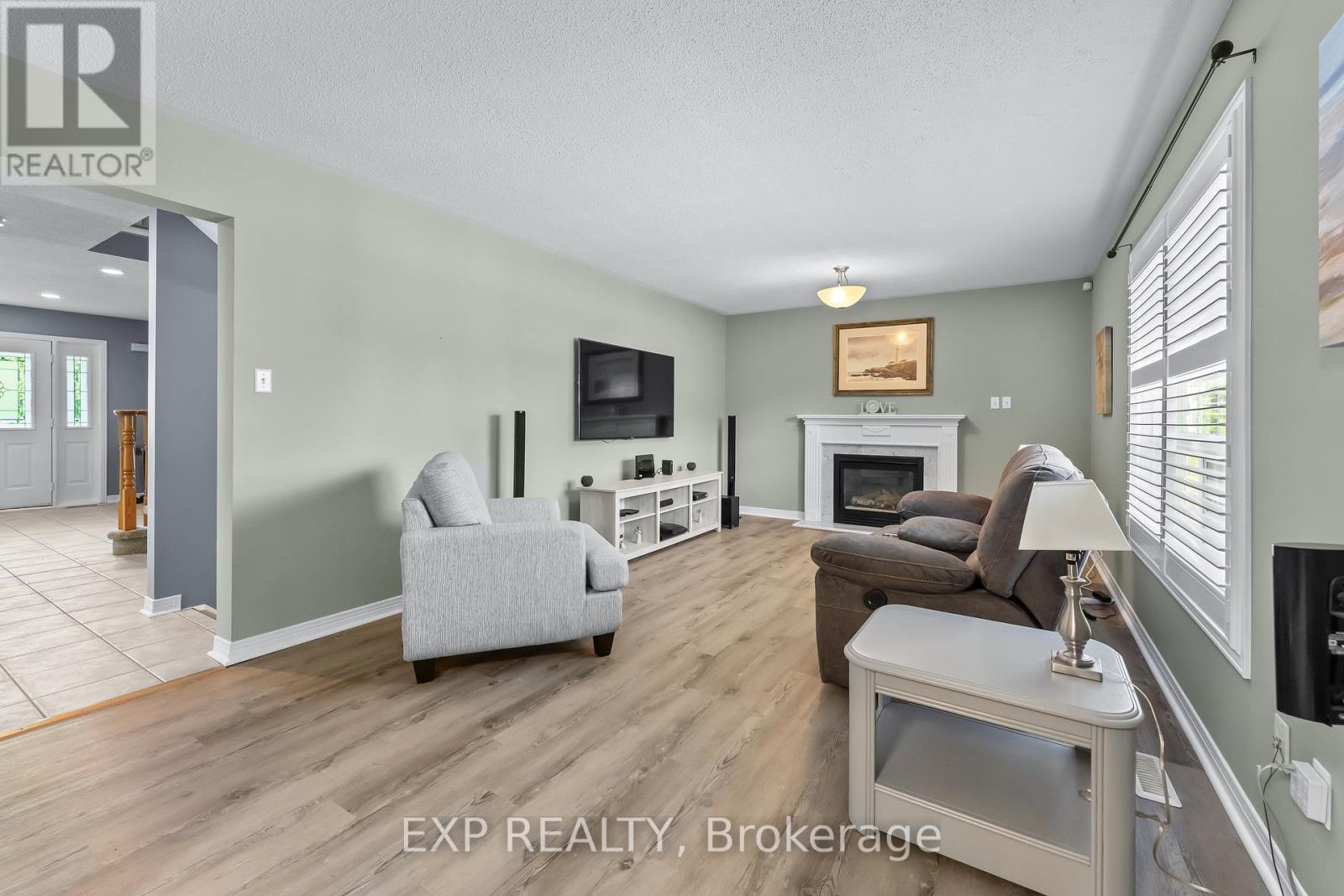 57 GOODMAN CRESCENT - Image 22