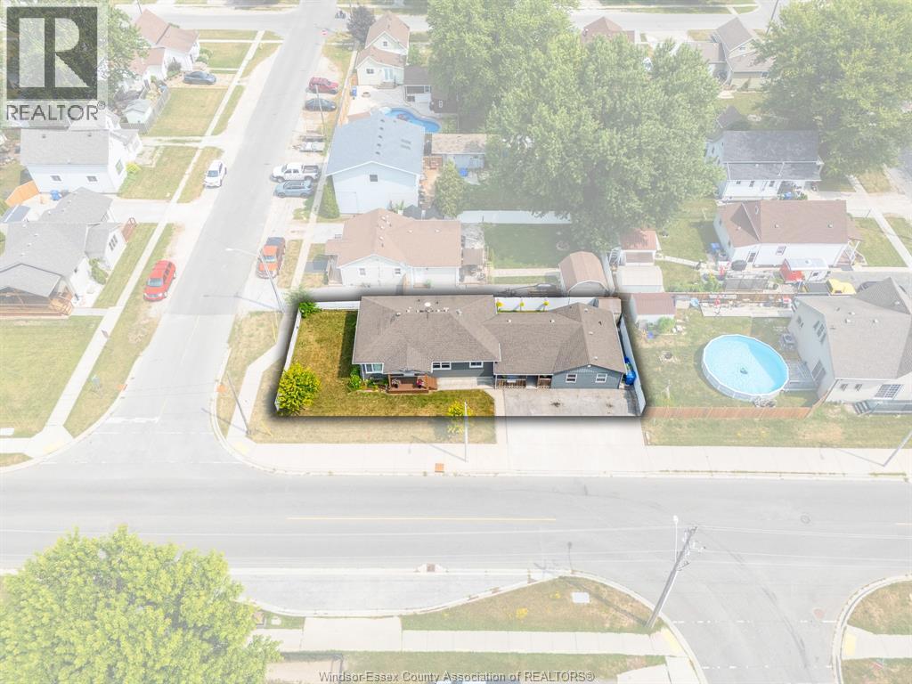 439 St. Peter STREET - 2