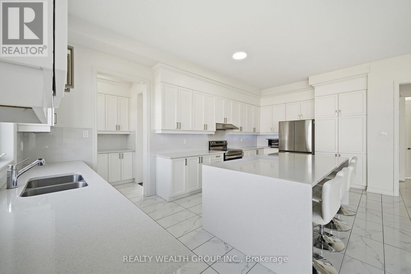 20 MAGNOLIA AVENUE - 10