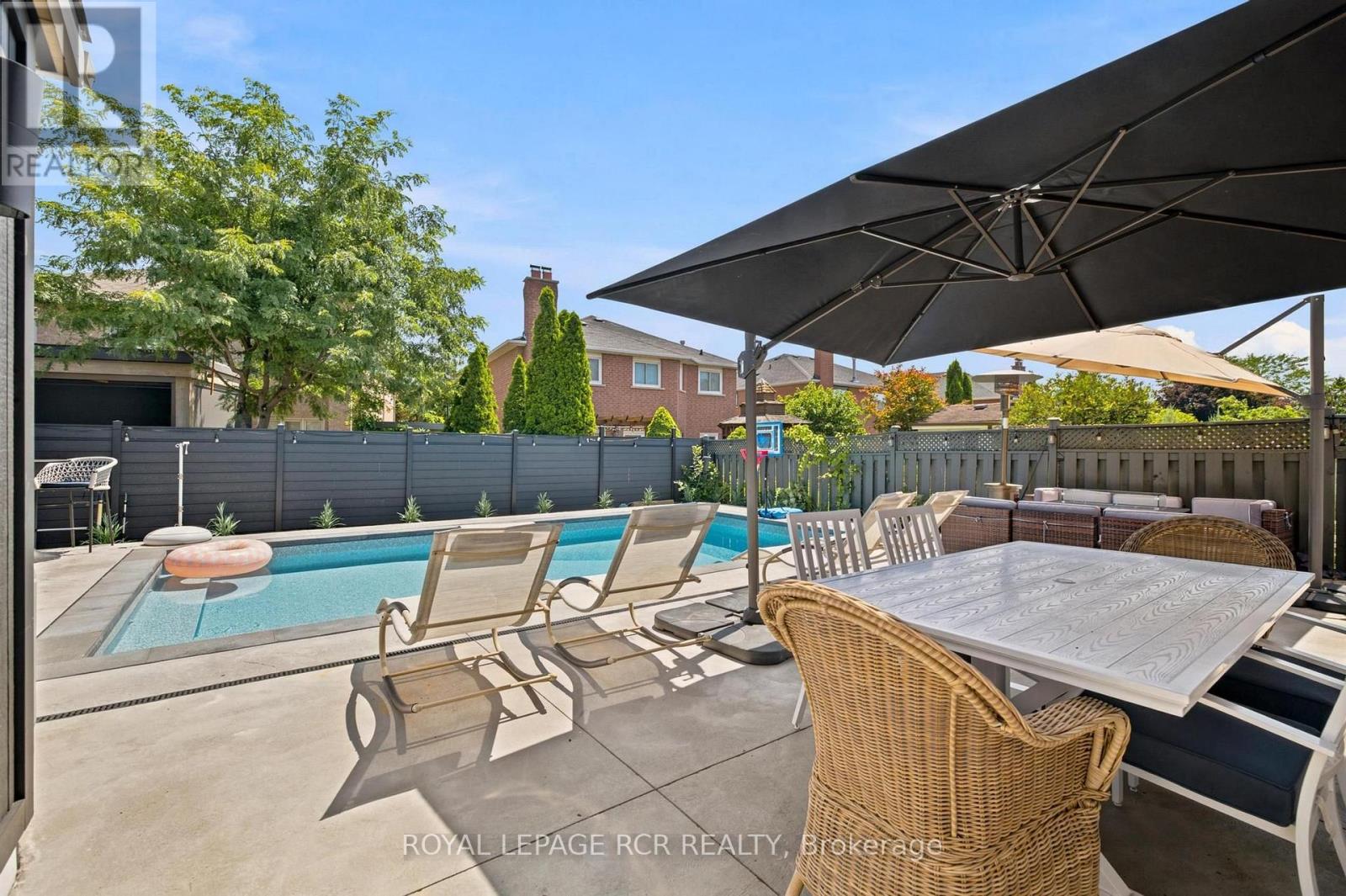 194 ANDY CRESCENT - Image 33