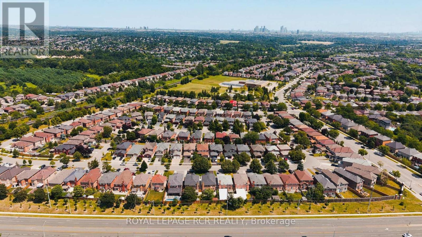 194 ANDY CRESCENT - Image 39