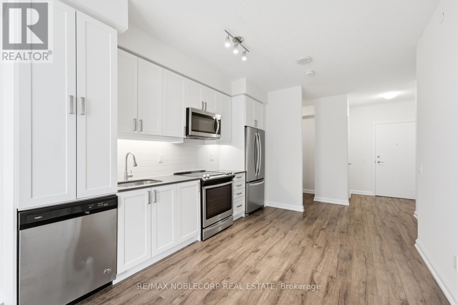 #308 7895 JANE STREET - Image 15