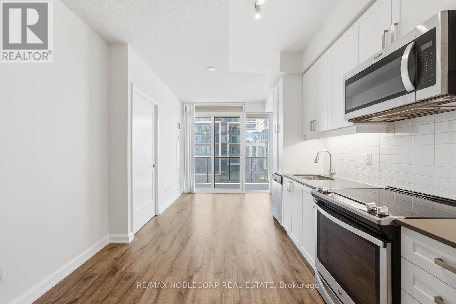 #308 7895 JANE STREET - Image 23
