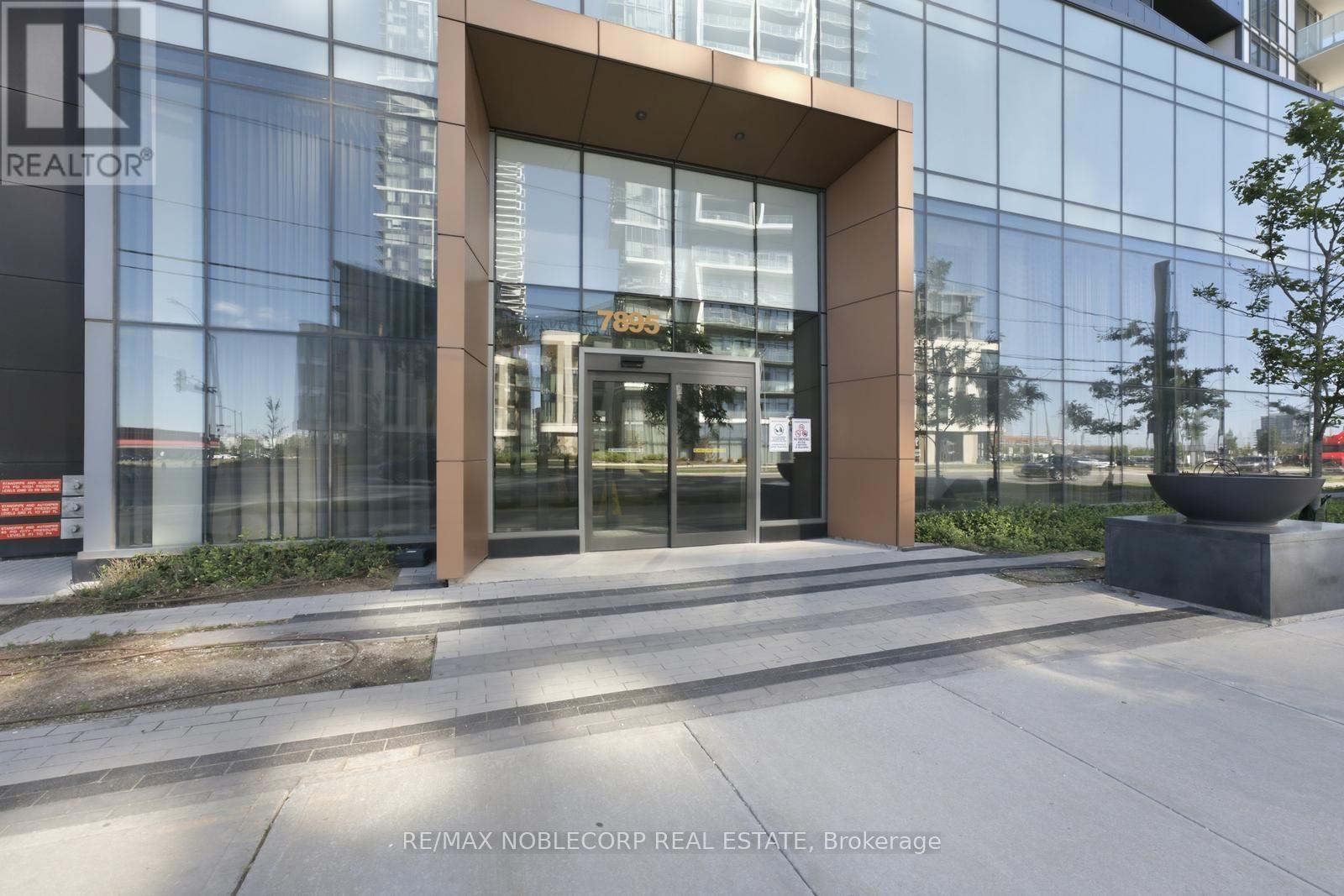 #308 7895 JANE STREET - Image 4