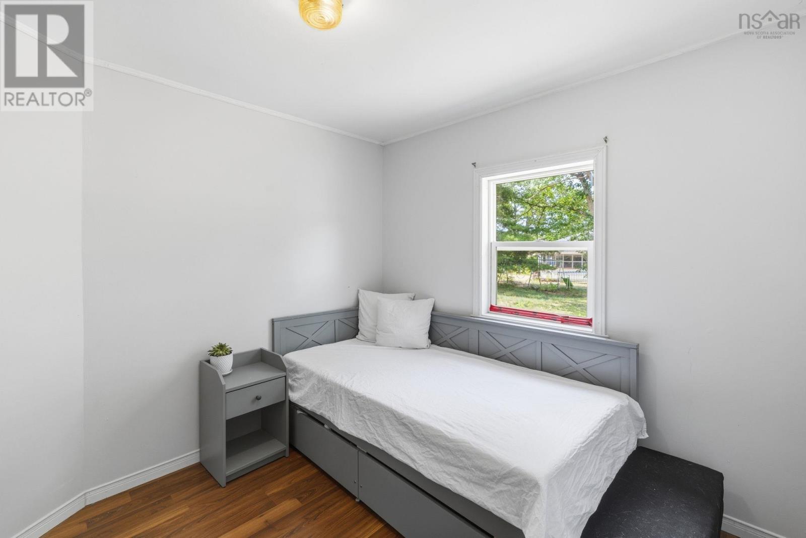 1379 Sanford Road - 9
