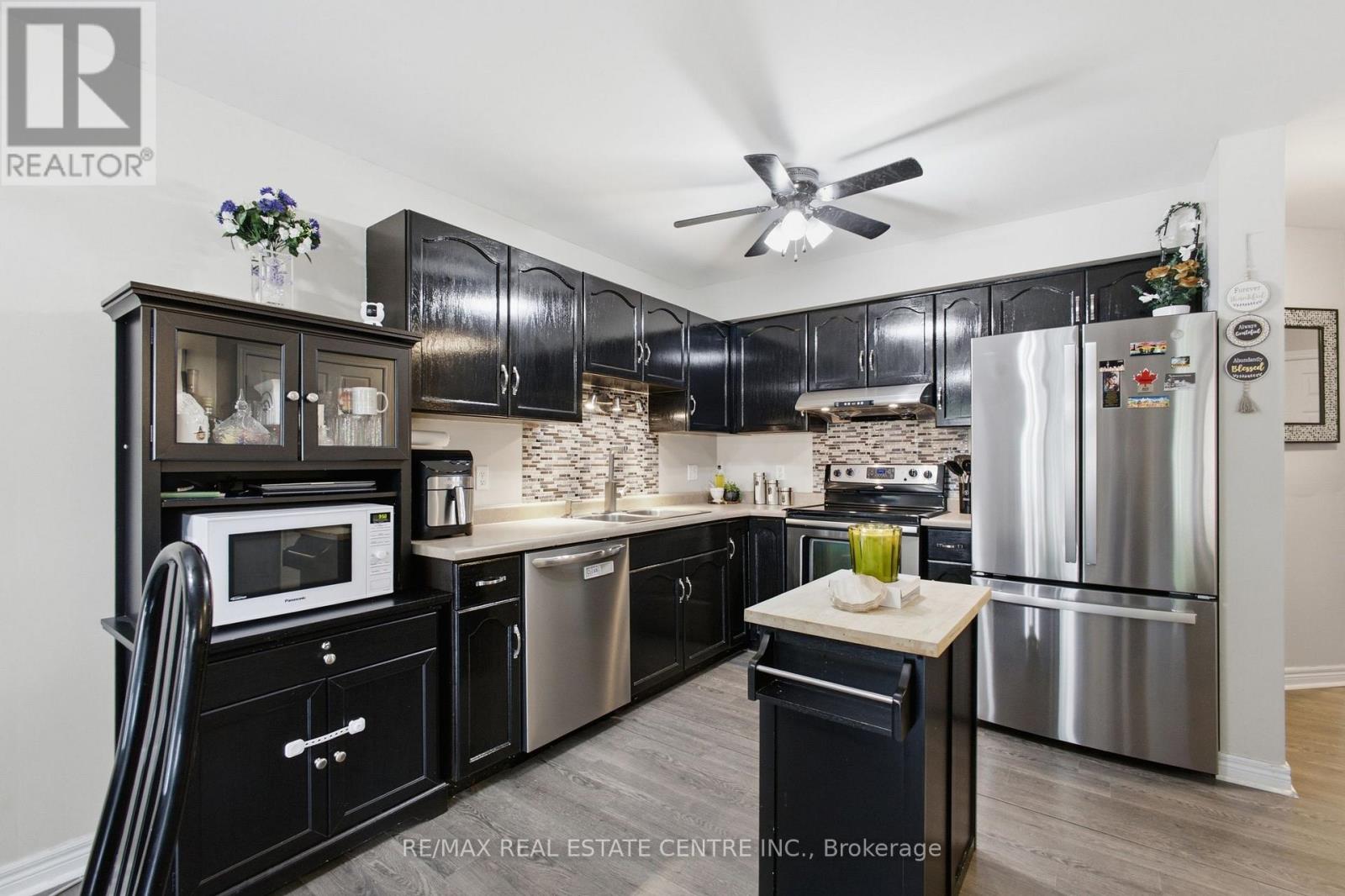 801 HUNTERS GATE CRESCENT - 11