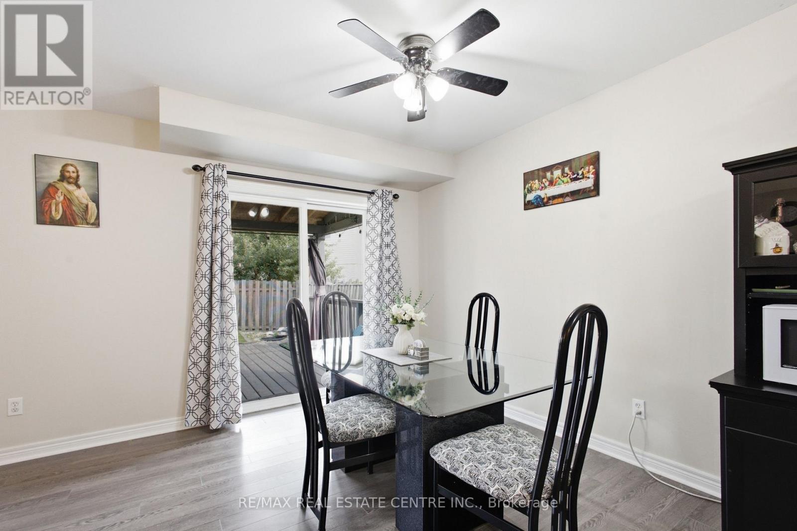 801 HUNTERS GATE CRESCENT - 13