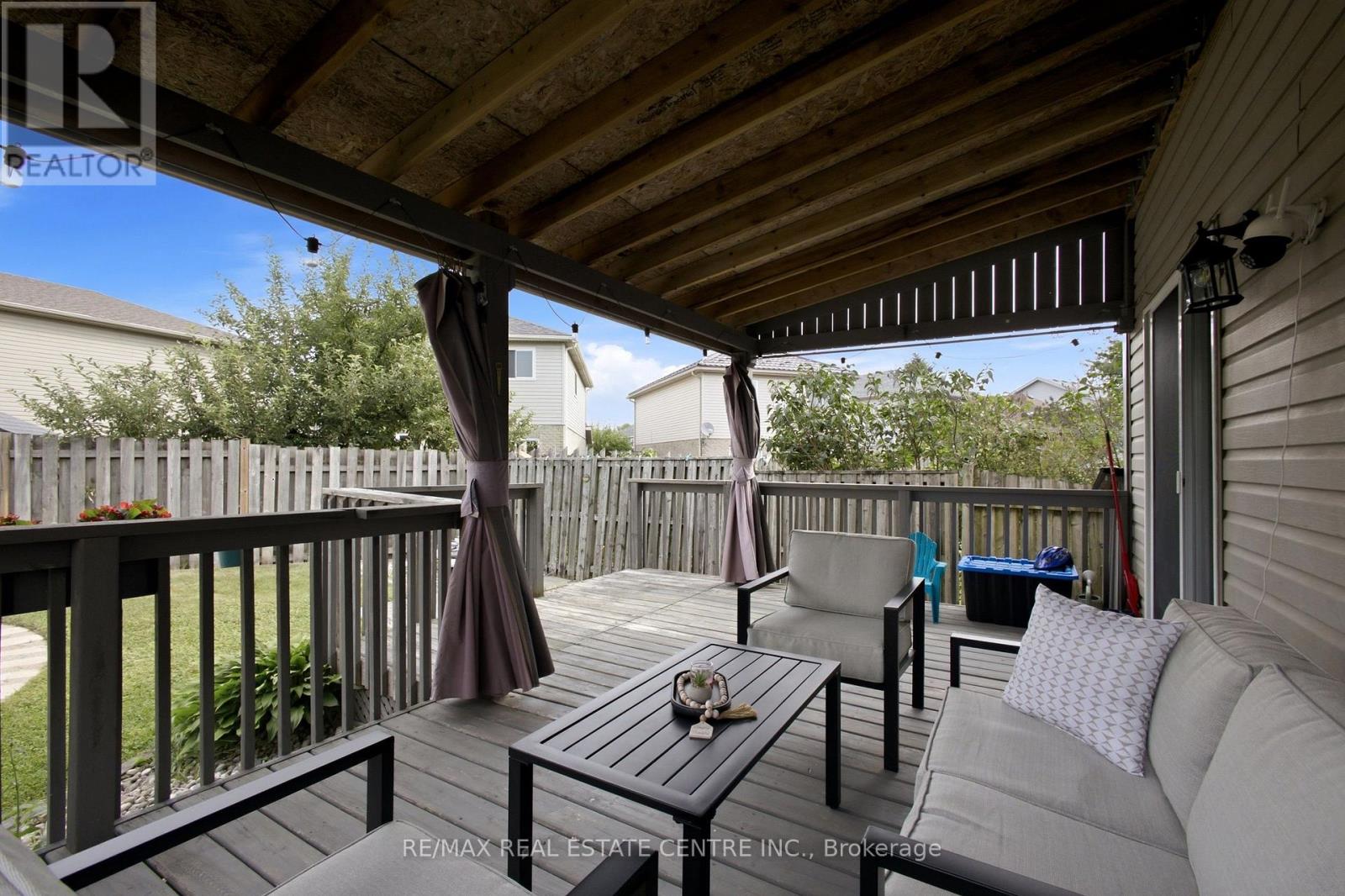 801 HUNTERS GATE CRESCENT - 26