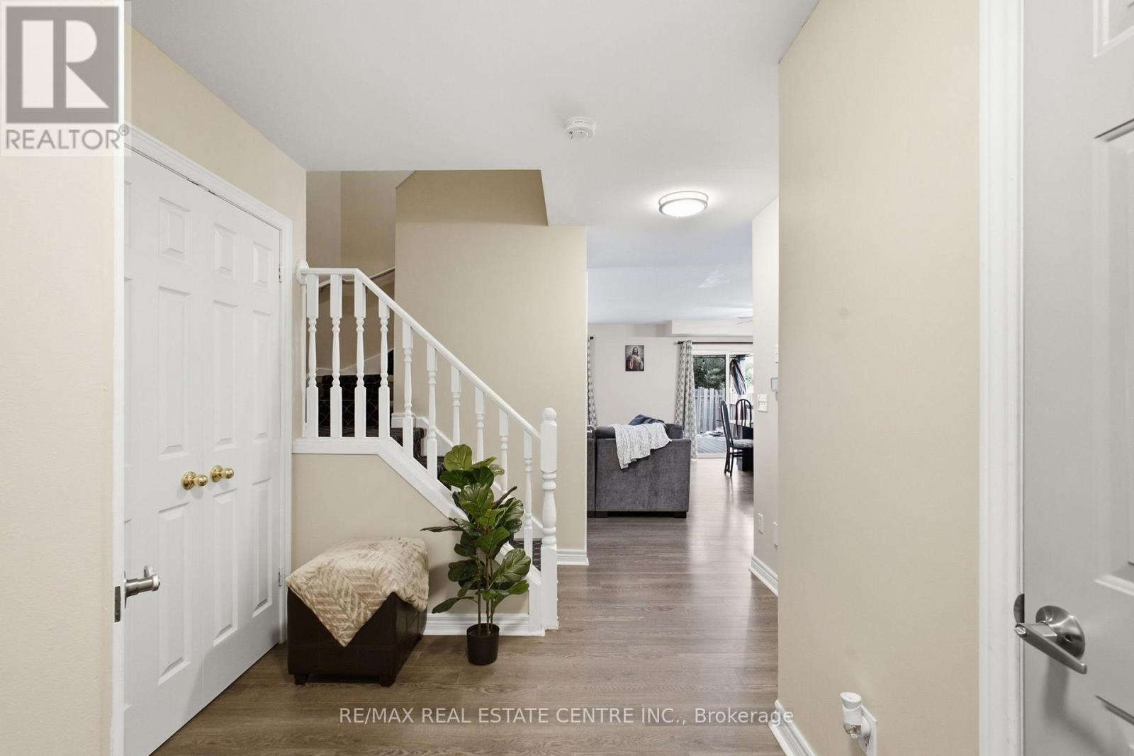 801 HUNTERS GATE CRESCENT - 7