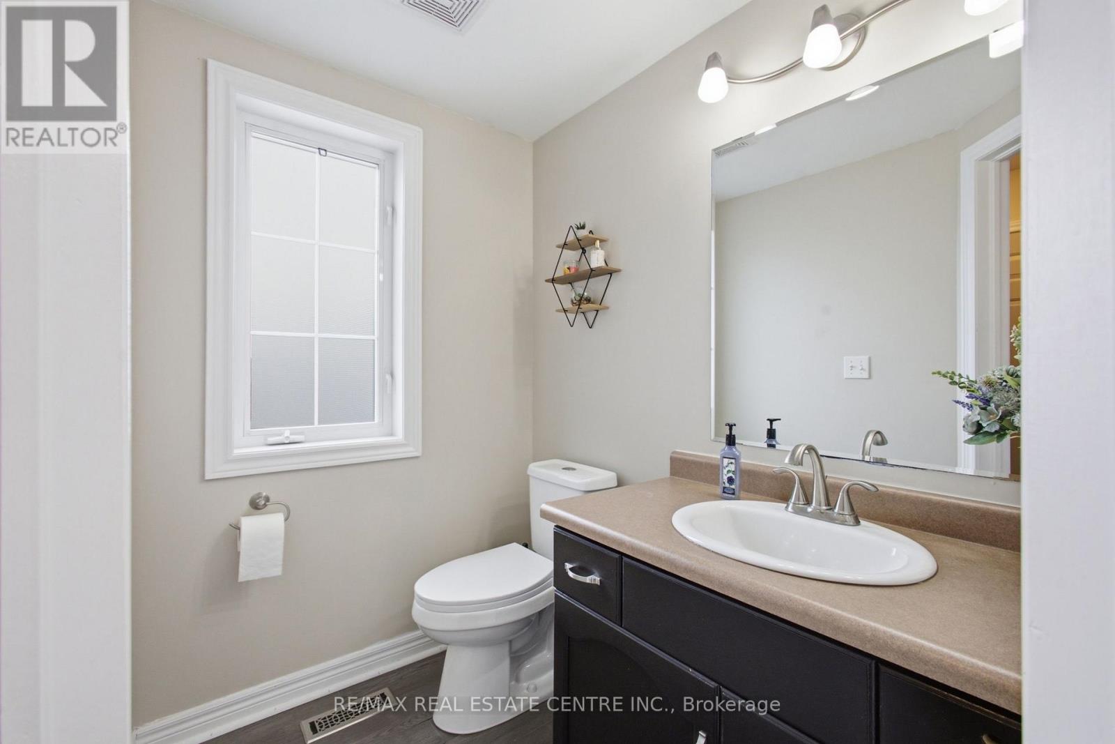 801 HUNTERS GATE CRESCENT - 8
